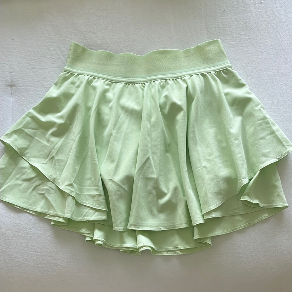 Lululemon Athletica Green Ruffled High-Low Mini Skirt